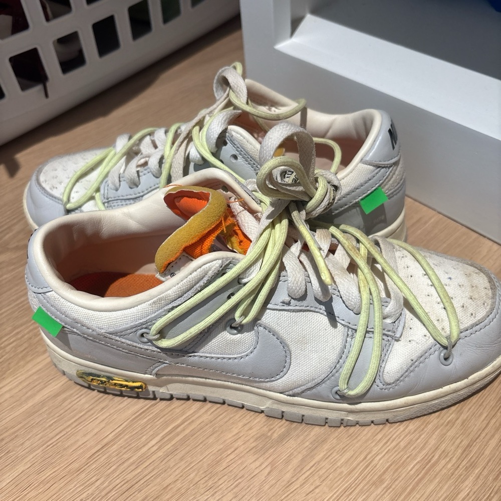 Off-White White and Gray Sneakers with Green Accents